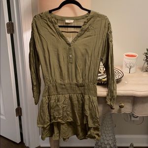 Dress with embroidery detail. Size Small